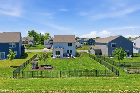 6914 Wolf Creek Court Whitestown IN 46075