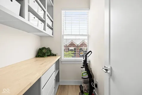 954 Berkhamsted Lane Carmel IN 46032