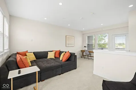 954 Berkhamsted Lane Carmel IN 46032