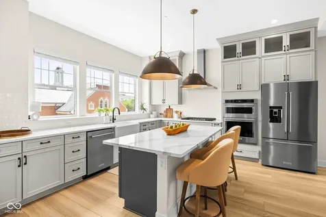 954 Berkhamsted Lane Carmel IN 46032