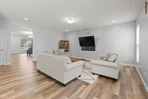 8223 Morera Court Indianapolis IN 46237