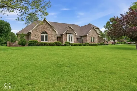 114 Western Trace Shelbyville IN 46176