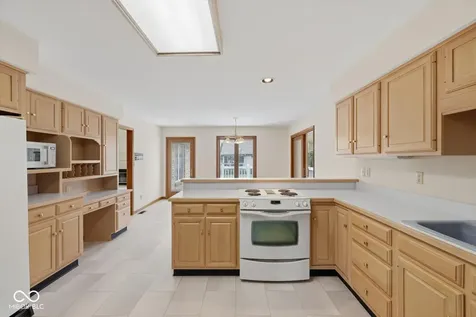 114 Western Trace Shelbyville IN 46176