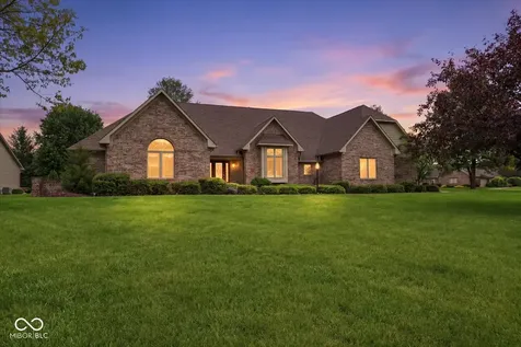 114 Western Trace Shelbyville IN 46176