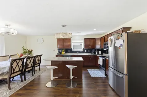 5241 Basin Park Drive Indianapolis IN 46239