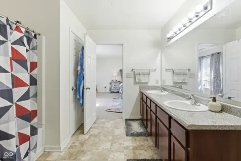 5241 Basin Park Drive Indianapolis IN 46239