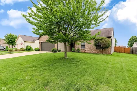 755 Booneway Lane Bargersville IN 46106