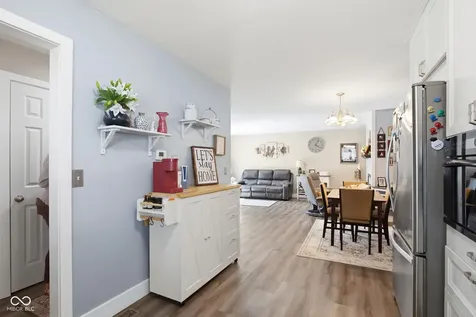 5924 Highgate Circle E Indianapolis IN 46250