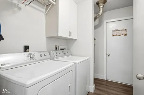 5924 Highgate Circle E Indianapolis IN 46250