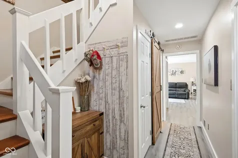 5924 Highgate Circle E Indianapolis IN 46250