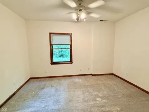 180 Oakbrook Drive Columbus IN 47201