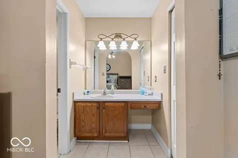 12645 Pine Grove Court Indianapolis IN 46236