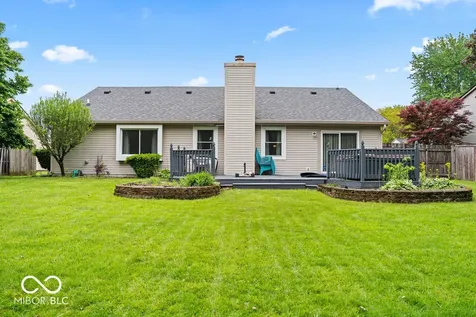 12645 Pine Grove Court Indianapolis IN 46236
