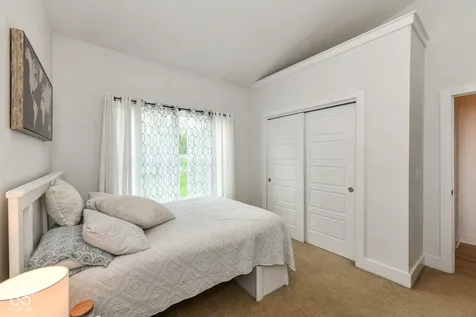 274 N Reisner Street Indianapolis IN 46222