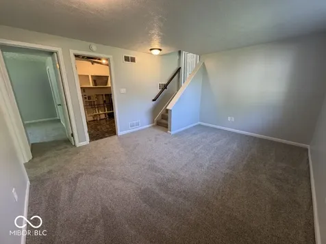 1006 E Walnut Street Frankton IN 46044