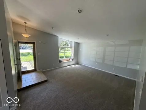 1006 E Walnut Street Frankton IN 46044