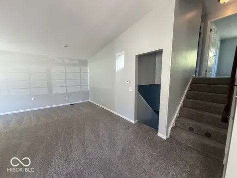 1006 E Walnut Street Frankton IN 46044