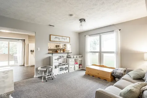 12002 Corbin Drive Fishers IN 46038