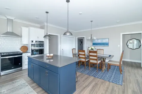 6216 Fairview Drive Mccordsville IN 46055