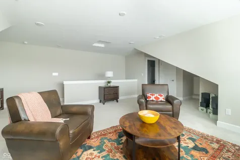 6216 Fairview Drive Mccordsville IN 46055