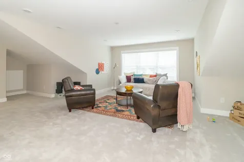 6216 Fairview Drive Mccordsville IN 46055