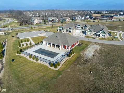 6216 Fairview Drive Mccordsville IN 46055