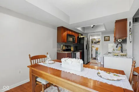 7963 Valley Farms Court Indianapolis IN 46214