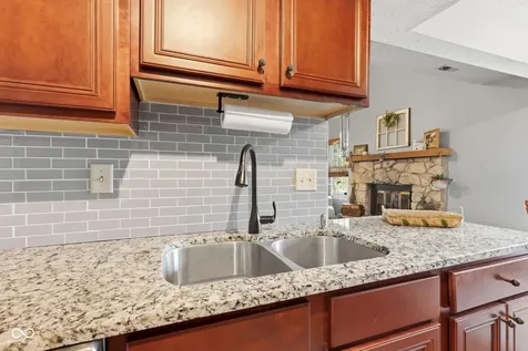 7963 Valley Farms Court Indianapolis IN 46214