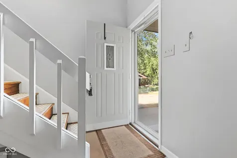 7963 Valley Farms Court Indianapolis IN 46214