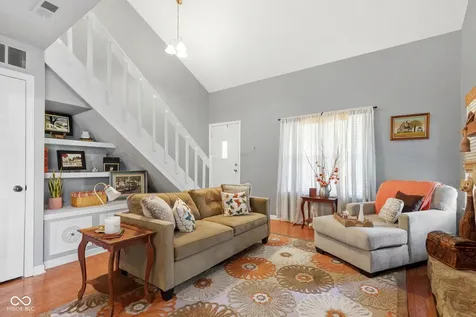 7963 Valley Farms Court Indianapolis IN 46214