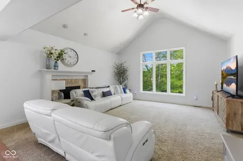 142 Wagon Trail Mooresville IN 46158