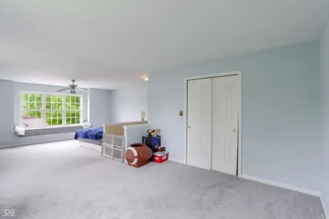 6824 Millbrook Circle Indianapolis IN 46237