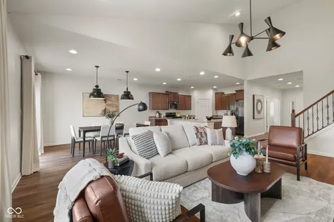 6912 W Cedarwood Circle Mccordsville IN 46055