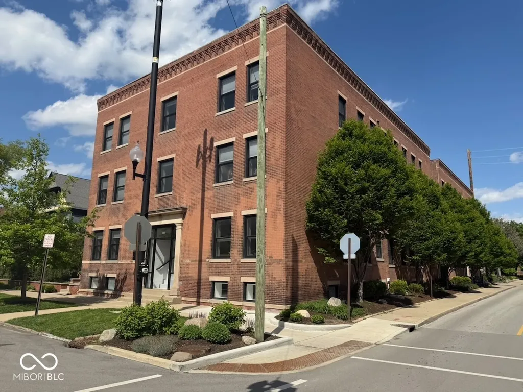 1301 N Alabama Street NW Indianapolis IN 46202
