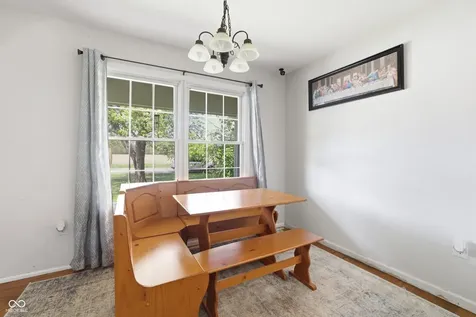 312 Jefferson Valley Coatesville IN 46121