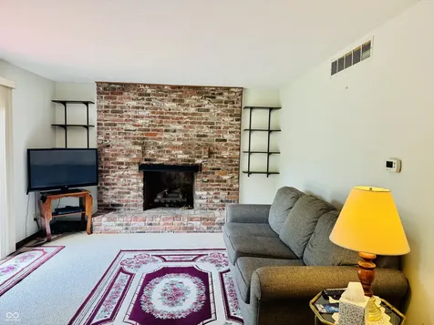 2787 W County Road 950 N Seymour IN 47274