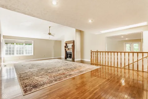 1732 Creekside Lane W Carmel IN 46032