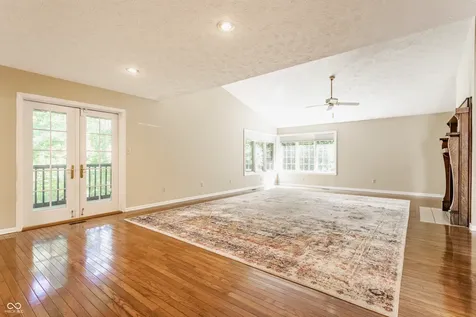 1732 Creekside Lane W Carmel IN 46032