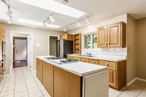 1732 Creekside Lane W Carmel IN 46032