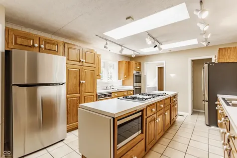 1732 Creekside Lane W Carmel IN 46032