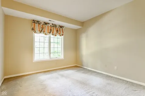 1732 Creekside Lane W Carmel IN 46032