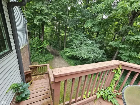 1732 Creekside Lane W Carmel IN 46032