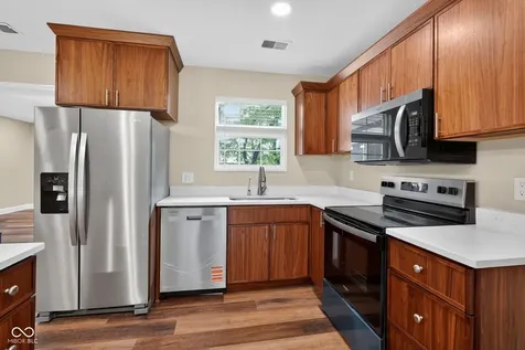 2516 Colony Court Indianapolis IN 46280