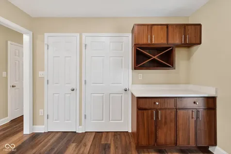 2516 Colony Court Indianapolis IN 46280