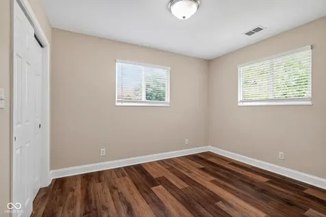 2516 Colony Court Indianapolis IN 46280