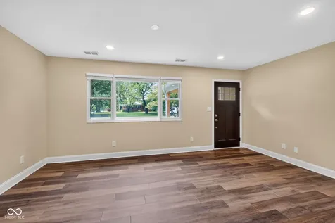 2516 Colony Court Indianapolis IN 46280