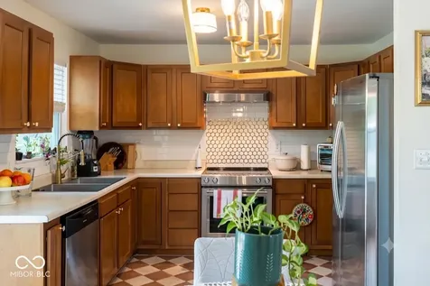8155 E 34th Street Indianapolis IN 46226