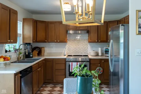 8155 E 34th Street Indianapolis IN 46226
