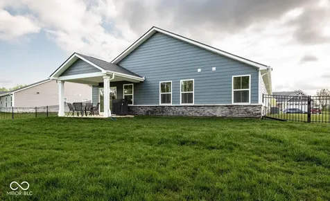 946 Independence Drive Edinburgh IN 46124