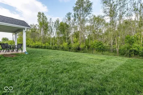 946 Independence Drive Edinburgh IN 46124